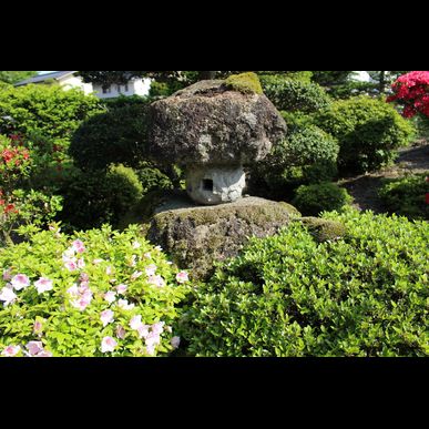 茨城の当石材店は庭石に関するご依頼に丁寧に対応いたします